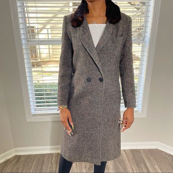 Cassidy Vintage Double Breasted Fur Collar Wool Coat - Picture 3 of 16